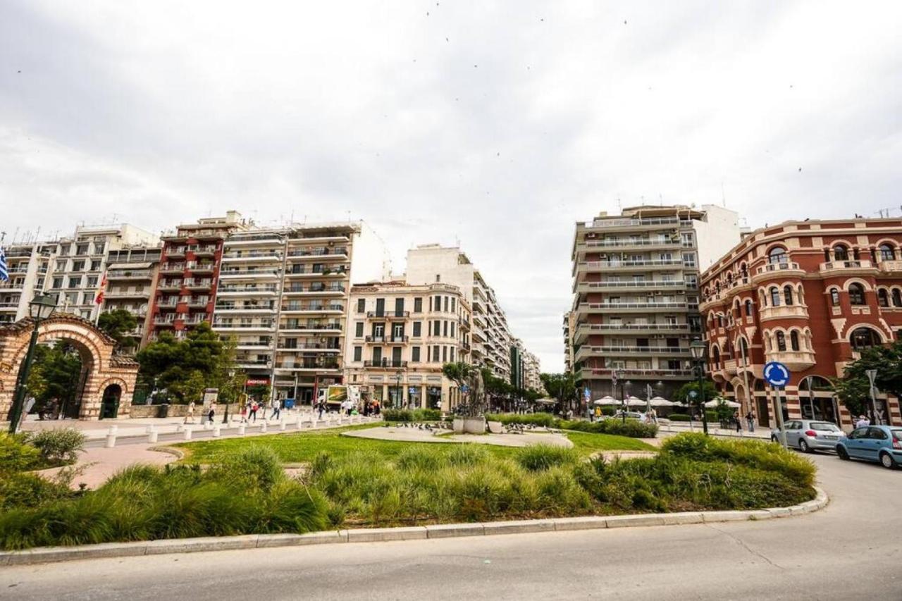 Castle Of Beauty In Thessaloniki Apartment ภายนอก รูปภาพ